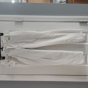 NWT EILEEN FISHER JEANS SIZE 4 / SIZE 28